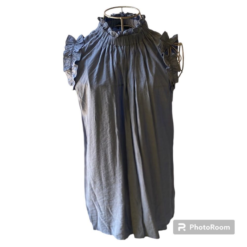 Doe & Rae Ruffle Smocked Neck Sleeveless Top Size S Blue